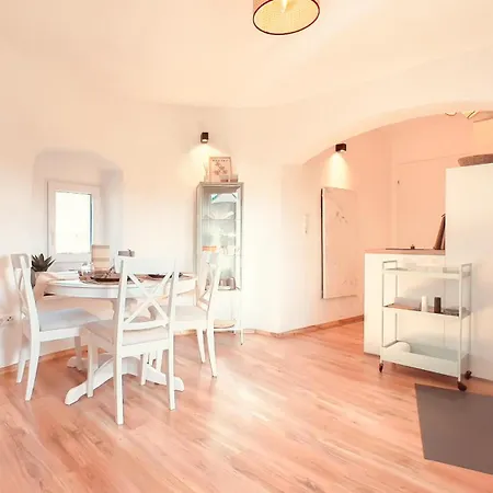 Zentrales Turm-apt Mit Terrasse Apartamento Amberg